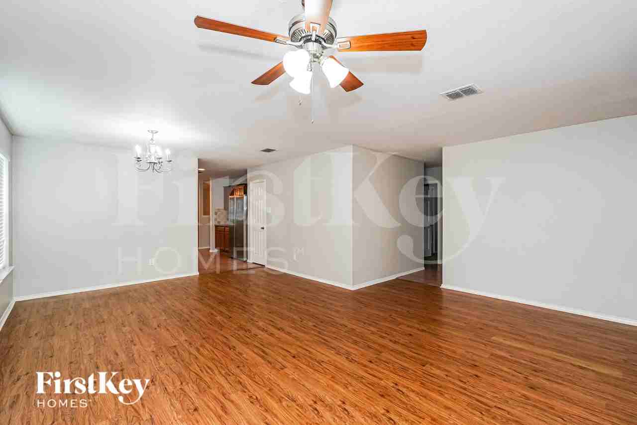 12640 Shady Cedar Dr - Photo 3 of 19