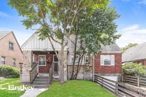 featured image of 1017 W North Bend Rd