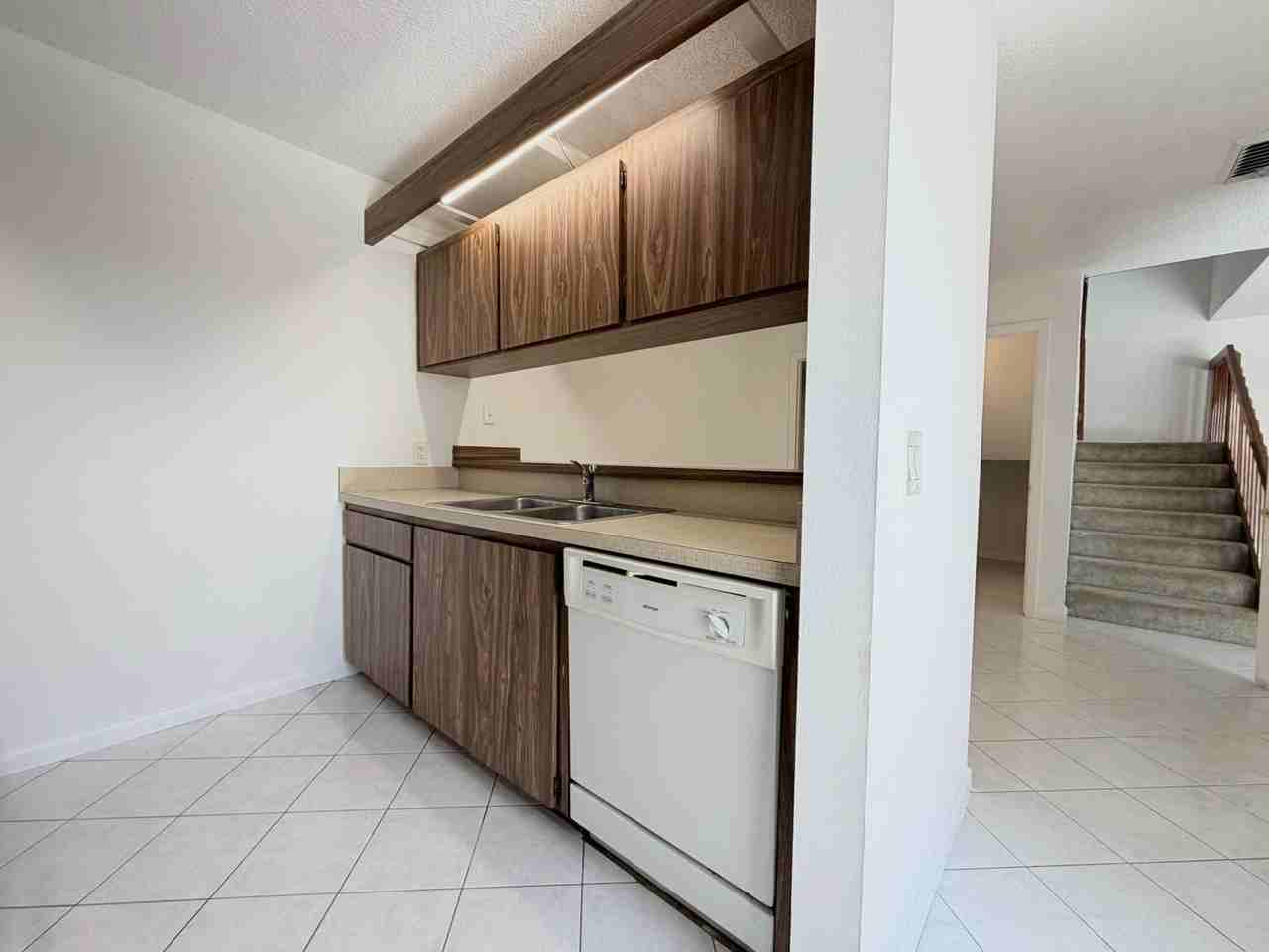5512 55th Way - Photo 3 of 28