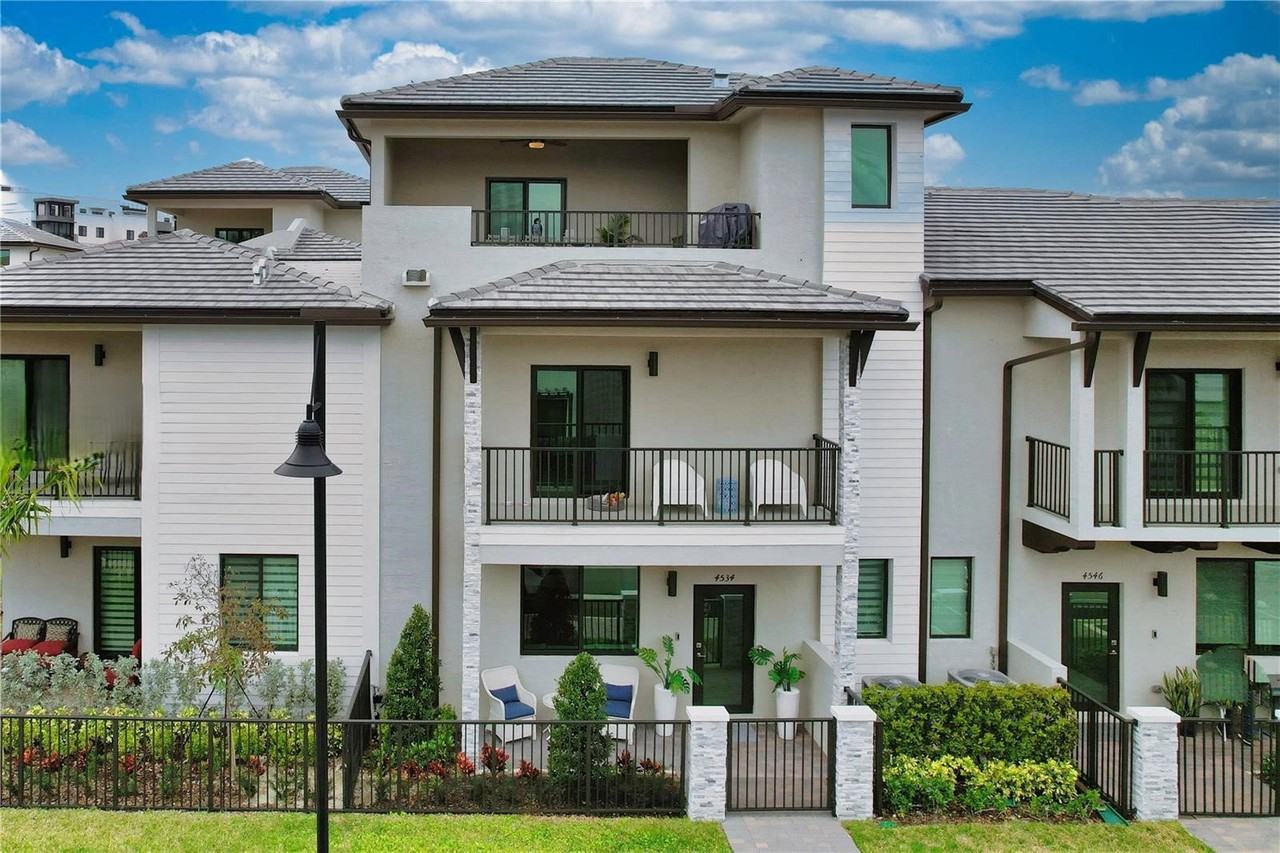 4534 Nw 83rd Ave