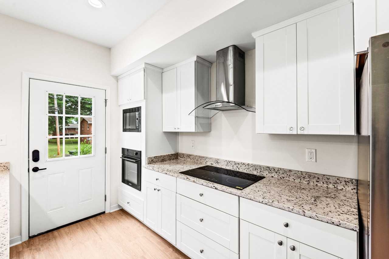 N 20th St - Photo 6 of 27