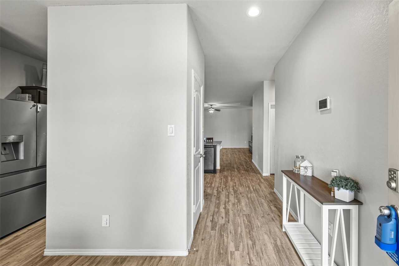 11518 Castle Nugent Ct - Photo 4 of 23