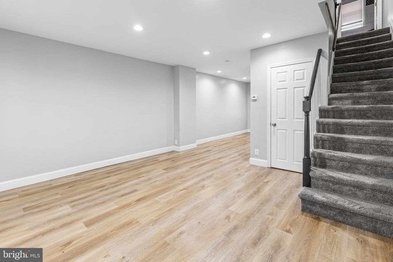 2203 Redthorn Rd - Photo 5 of 23