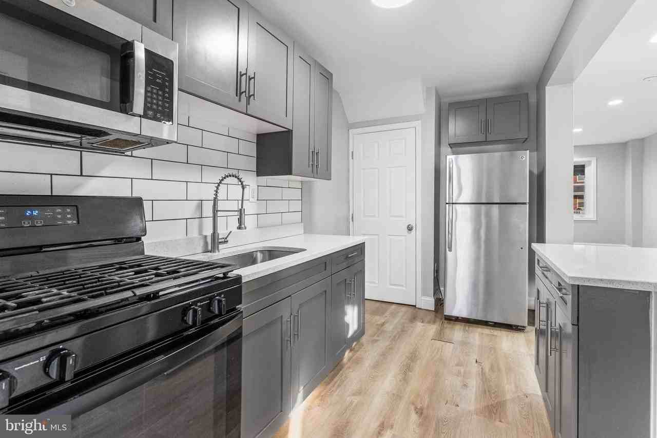 2203 Redthorn Rd - Photo 7 of 23