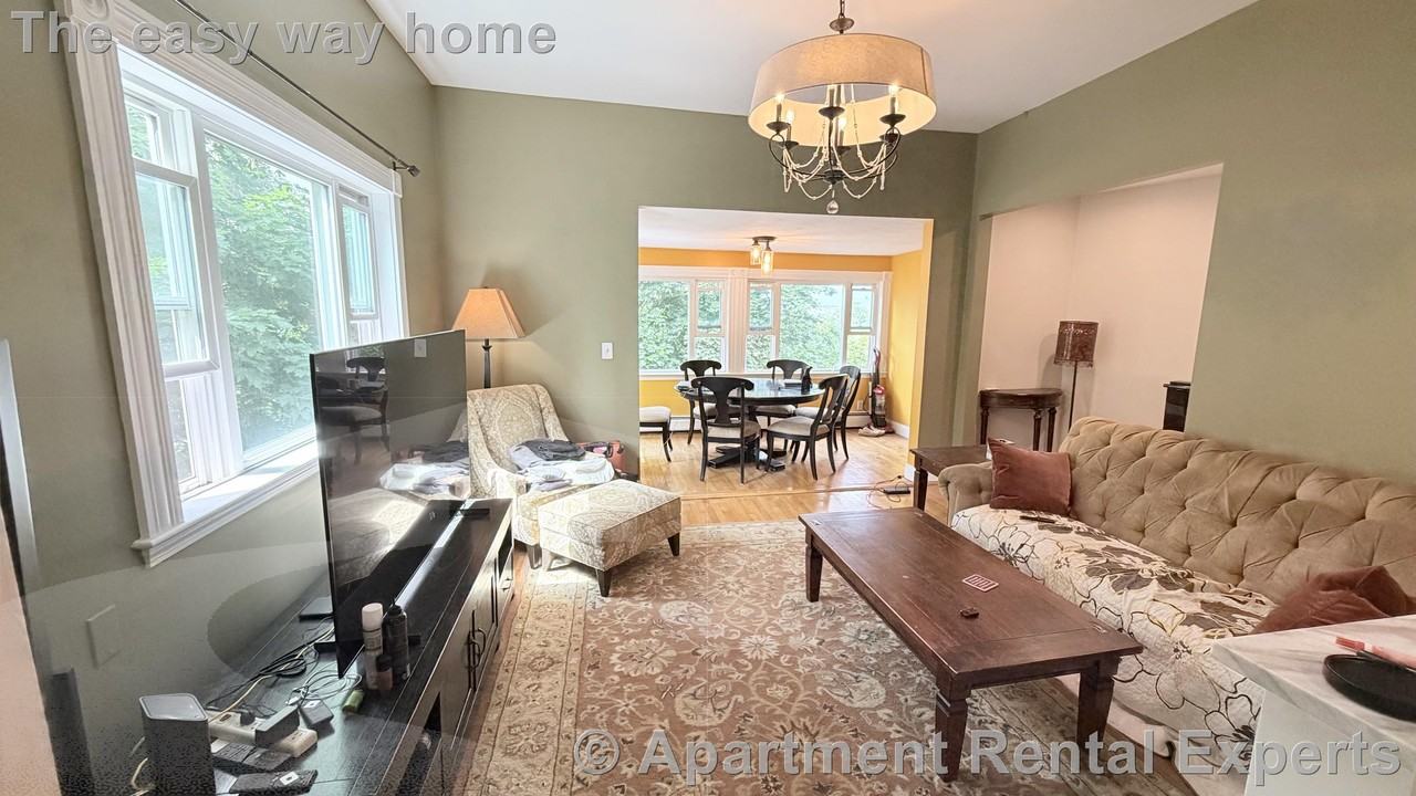 82 Munroe St #12 - Photo 6 of 19