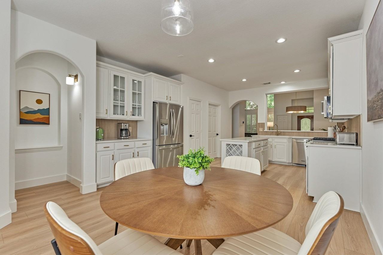 27 Medley Ln