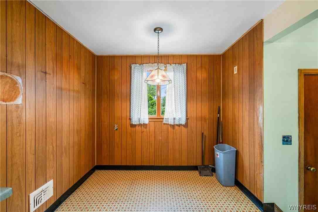 6 Nokomis Pkwy - Photo 7 of 26