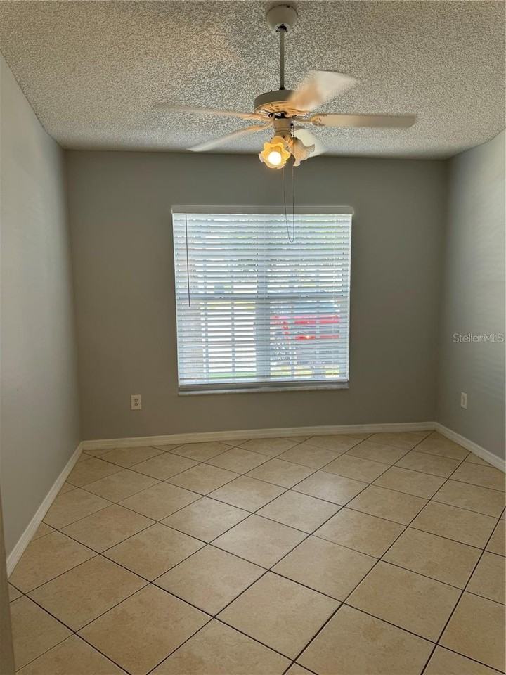 2194 Cypress Bay Blvd - Photo 6 of 14