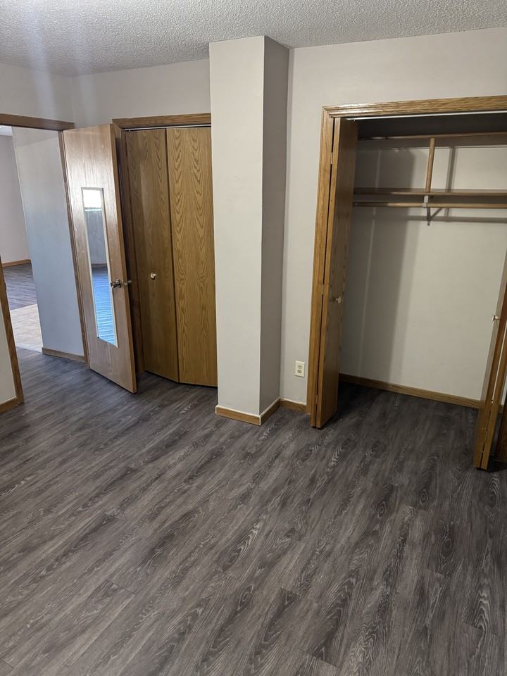 417 N Main St #204 - Photo 5 of 6