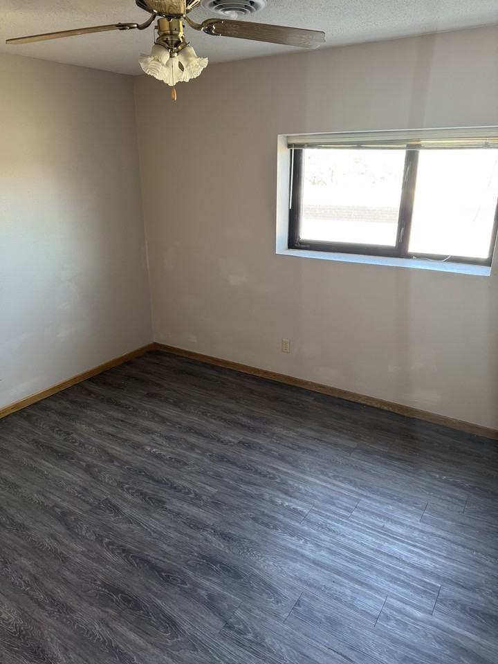417 N Main St #204 - Photo 6 of 6