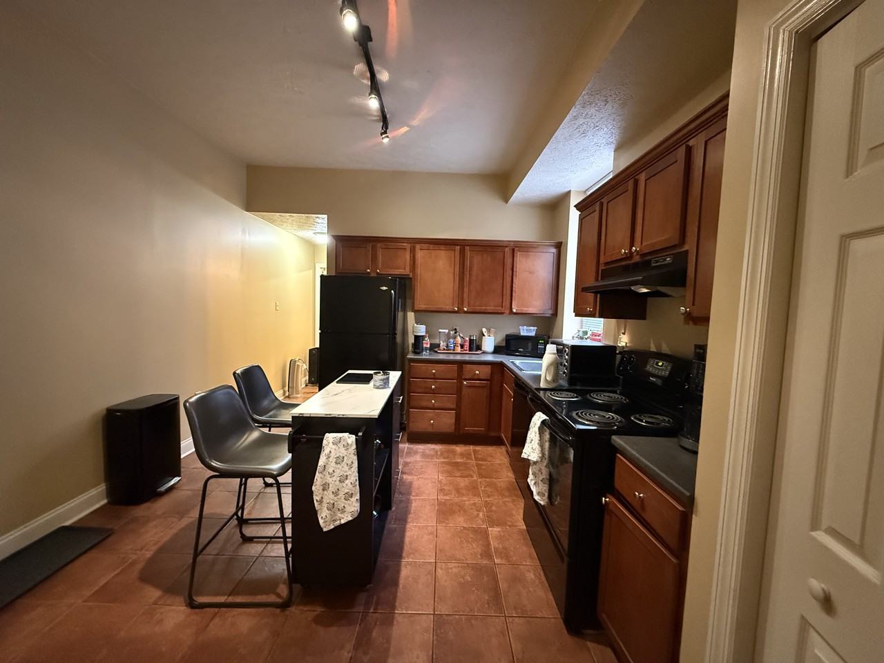 1110 Bingham St #1 - Photo 2 of 19