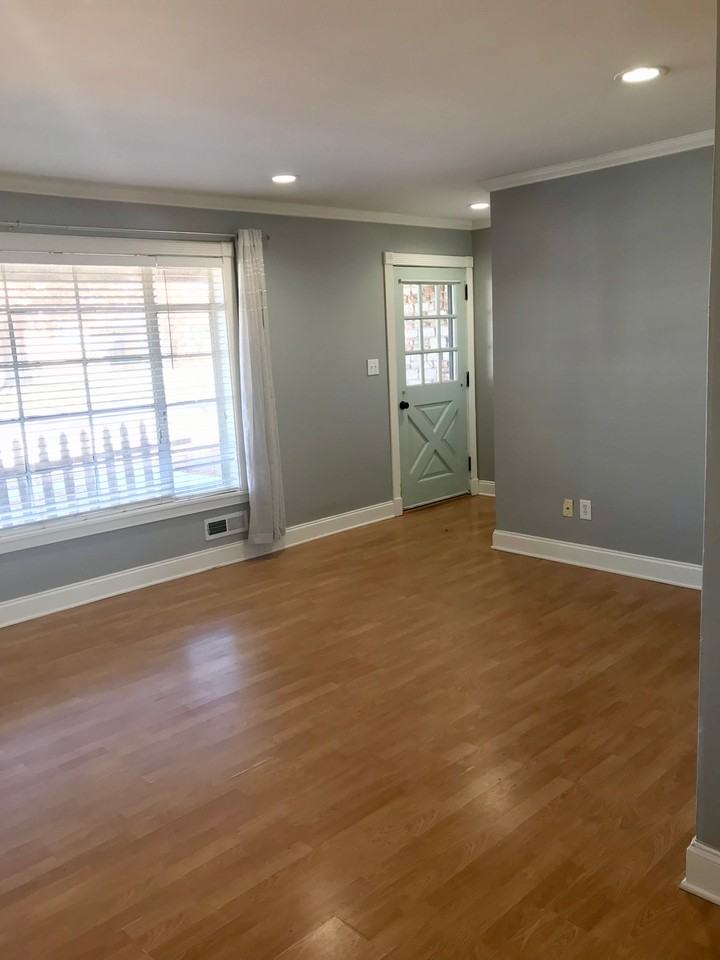 2132 Fremont Dr - Photo 3 of 28