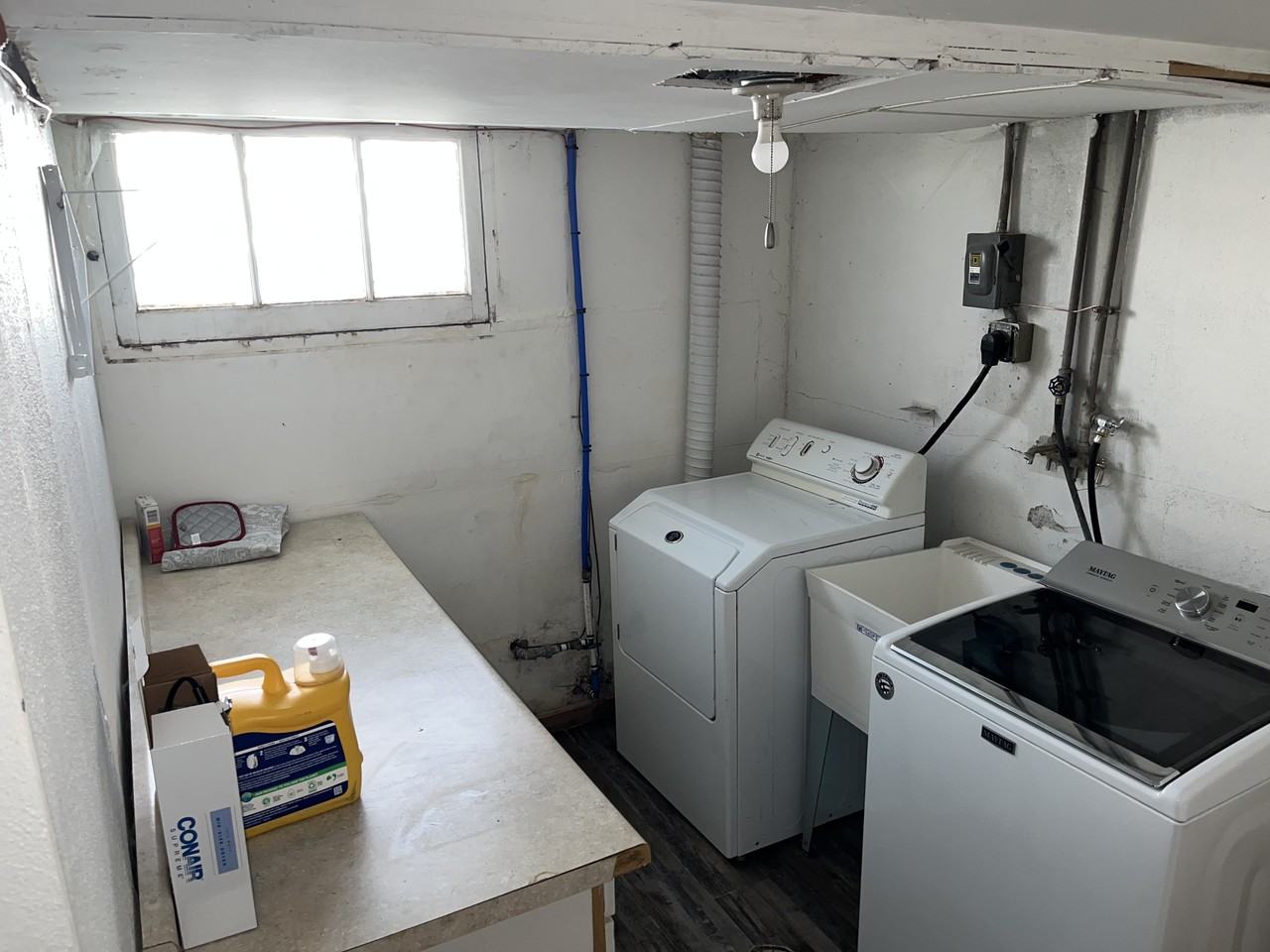 502 Gladstone St - Photo 3 of 8