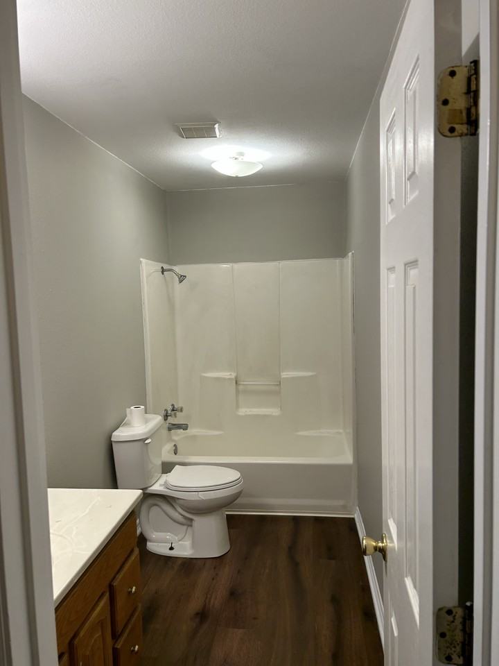 1215 Pine Hill Dr #1215 - Photo 4 of 10