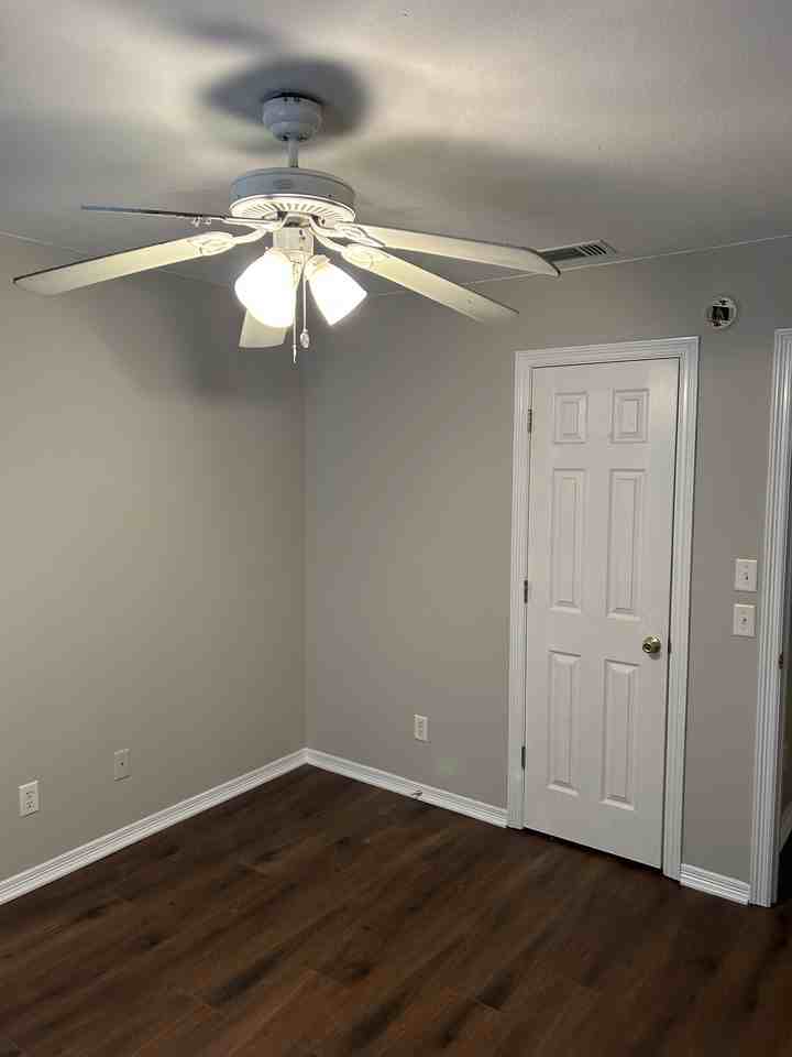 1215 Pine Hill Dr #1215 - Photo 5 of 10