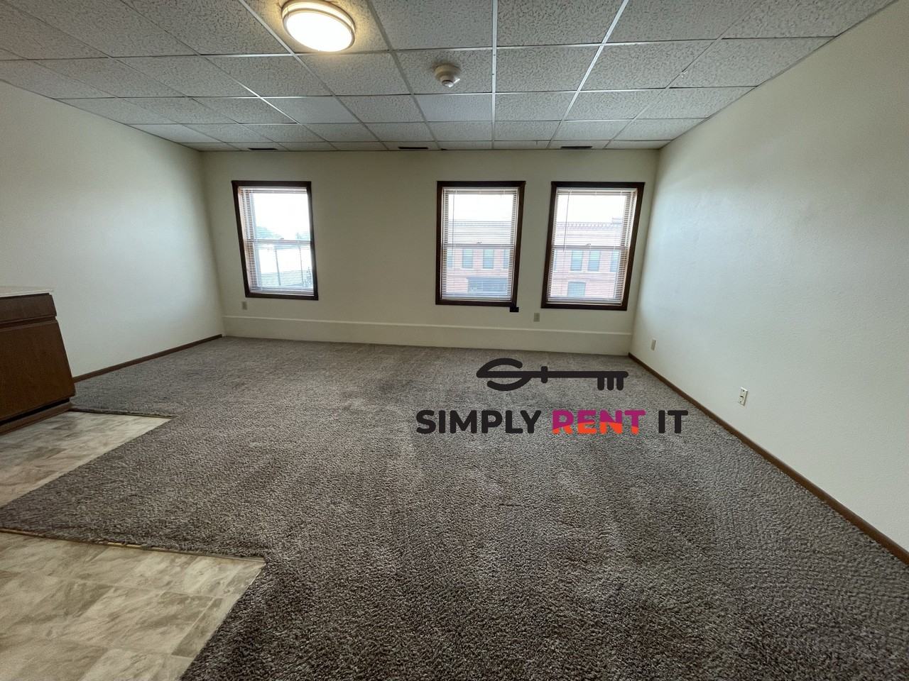 528 Pennsylvania Ave - Photo 2 of 9