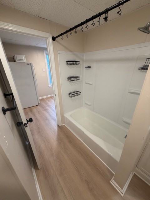 1831 S Main St #2E - Photo 5 of 9