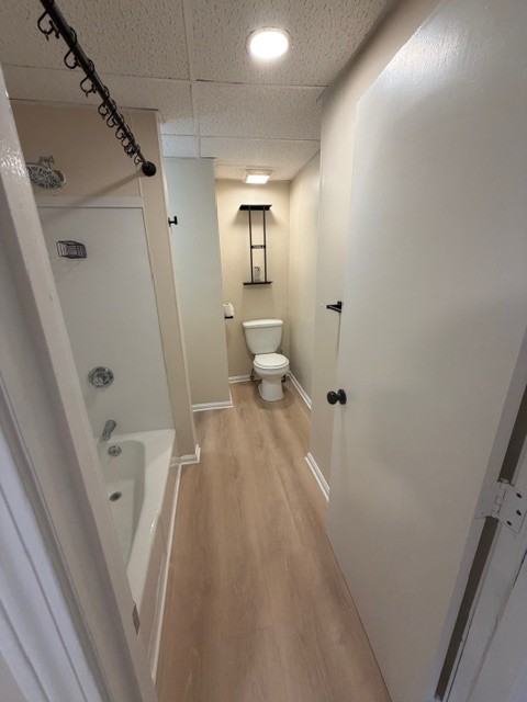 1831 S Main St #2E - Photo 7 of 9