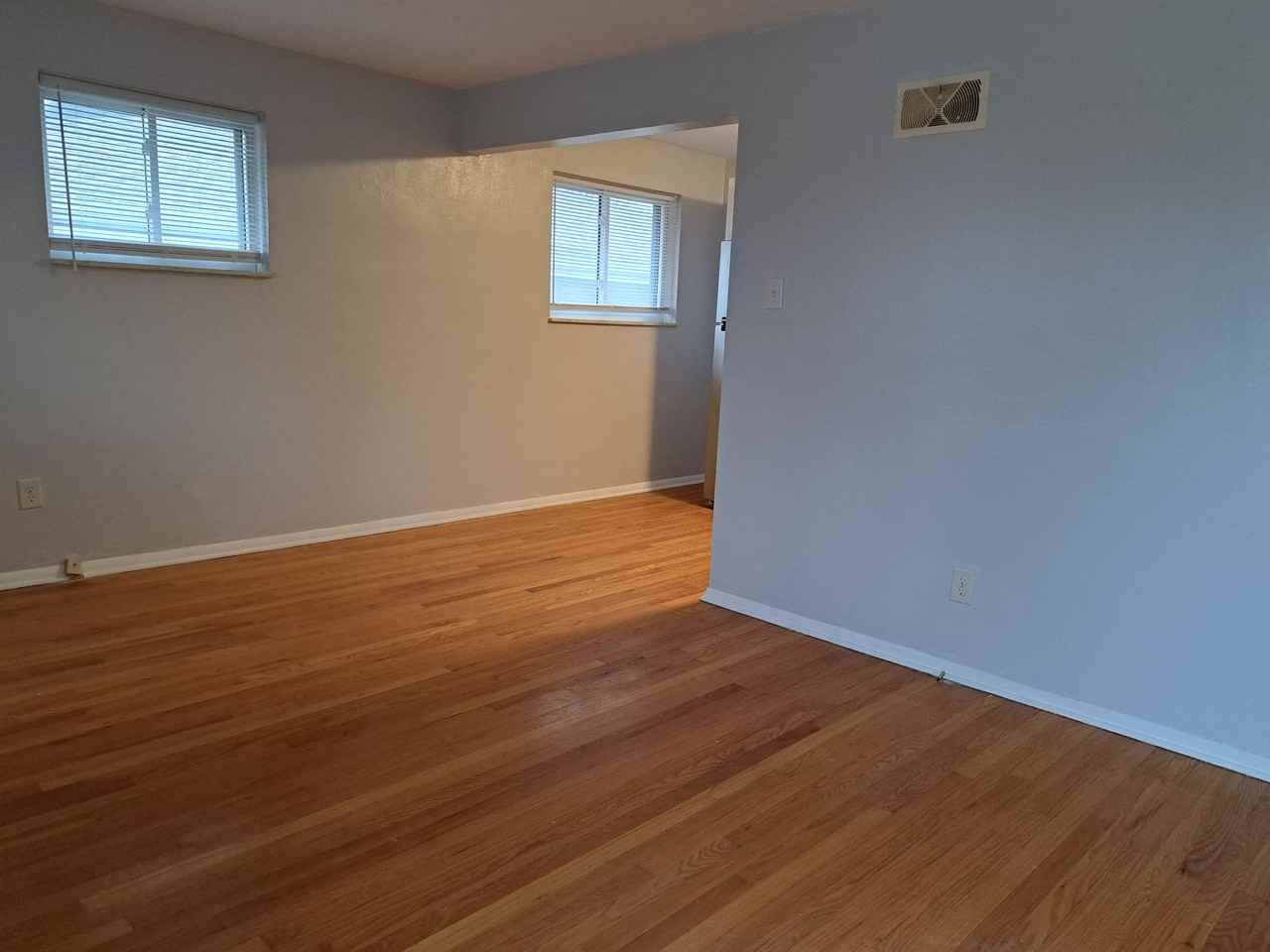 7608 Big Bend Blvd #A - Photo 3 of 9