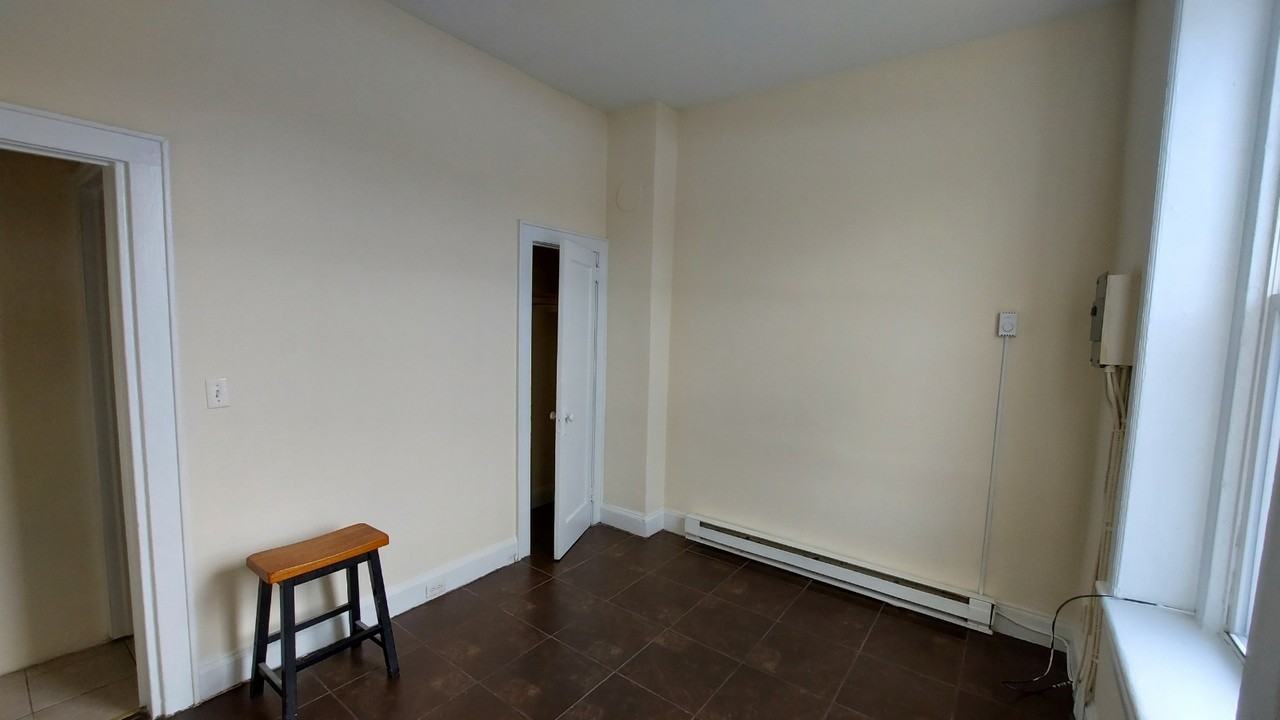 21 N Main St #16NMAIN - Photo 3 of 16
