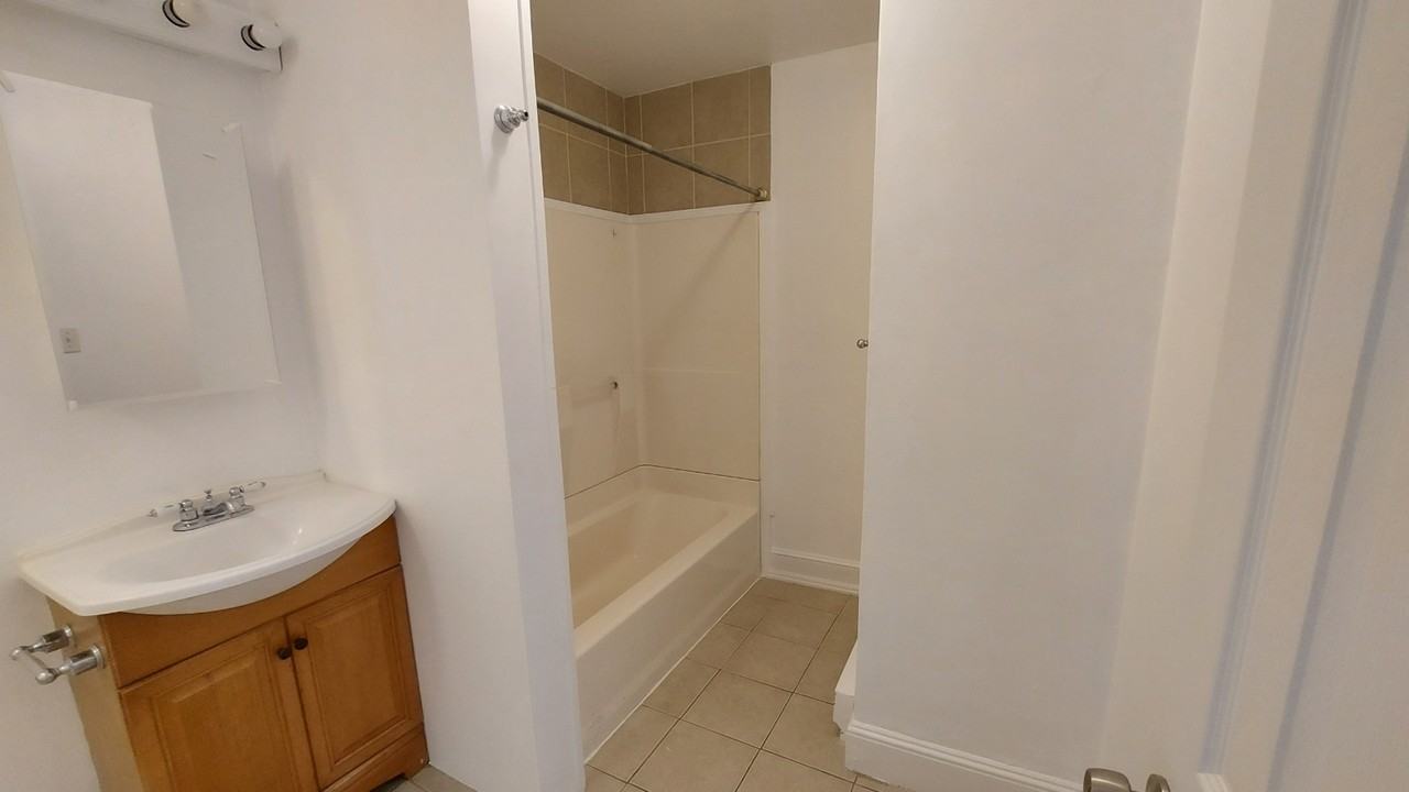 21 N Main St #16NMAIN - Photo 6 of 16