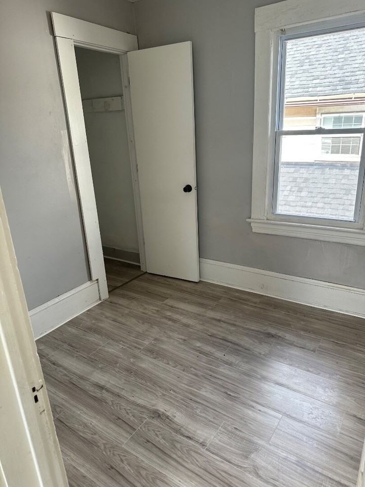 5940 Engel Ave #1 - Photo 6 of 25