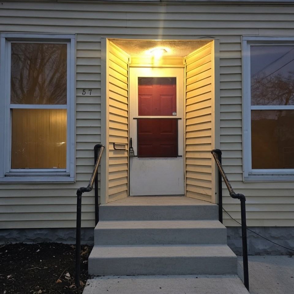 55 W Parkwood Ave #3-57