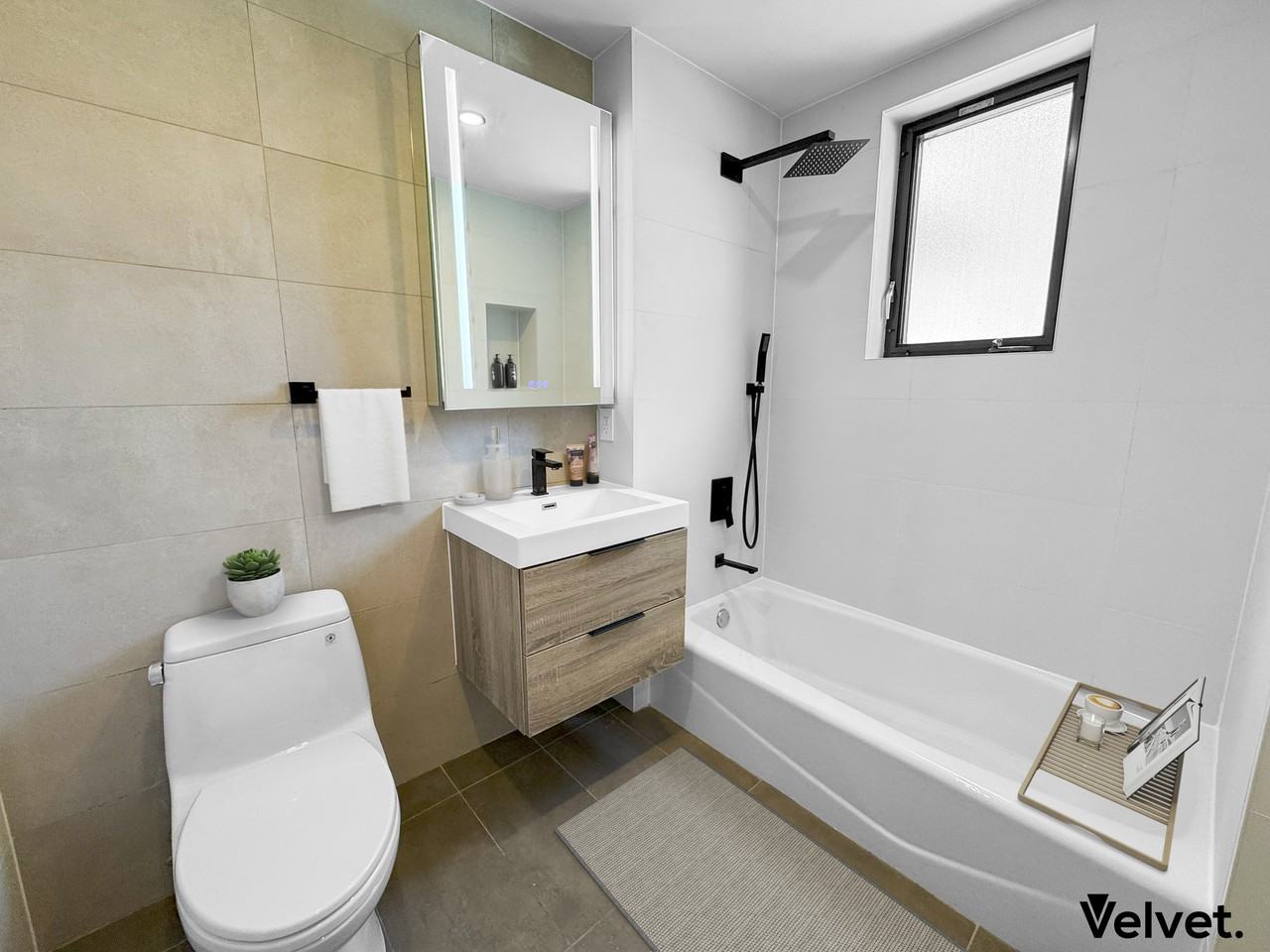 116-17 Grosvenor Rd #5C - Photo 5 of 34