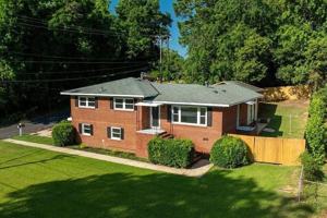 featured image of 803 Lichfield Rd