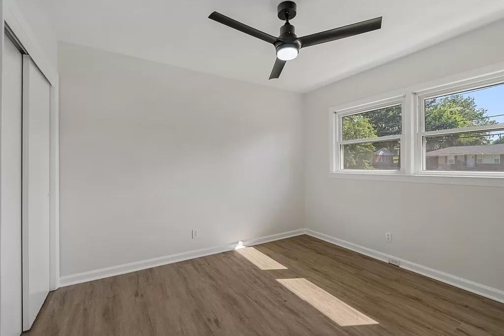 803 Lichfield Rd - Photo 5 of 18