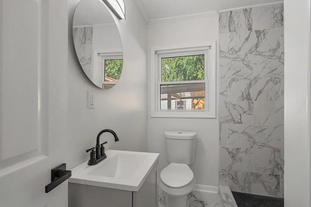 803 Lichfield Rd - Photo 6 of 18