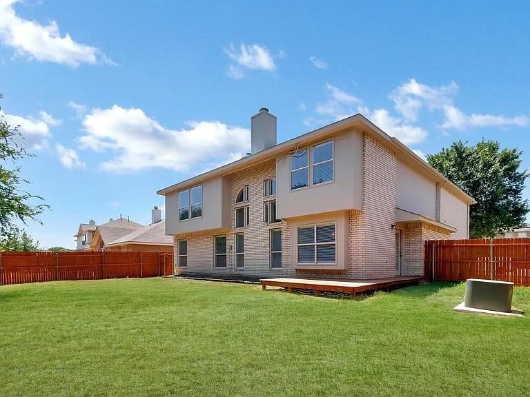 427 Magellan Rd - Photo 2 of 38