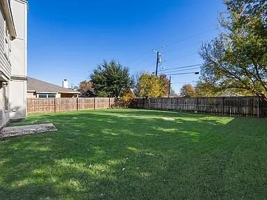 211 Prentice Dr - Photo 4 of 20