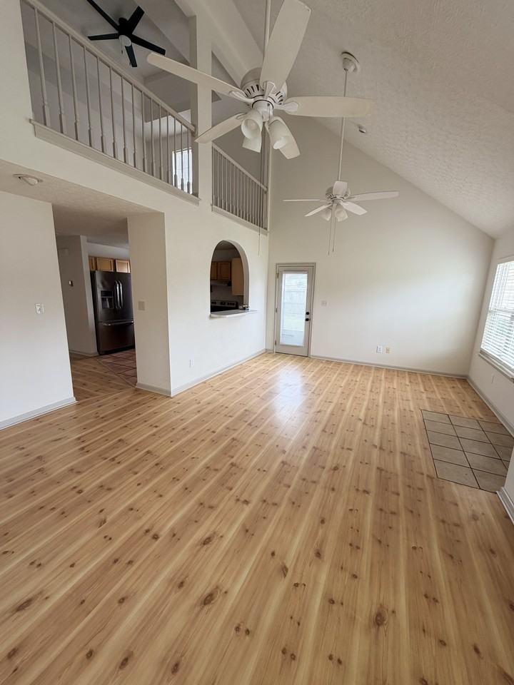 761 Jennings Ct - Photo 4 of 26