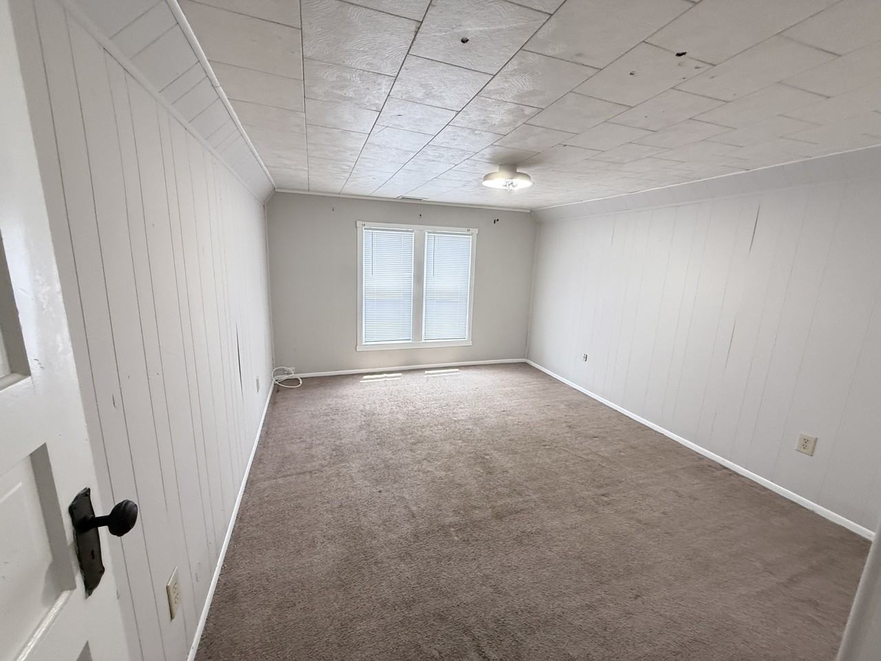 3223 N 12th St - Photo 6 of 10