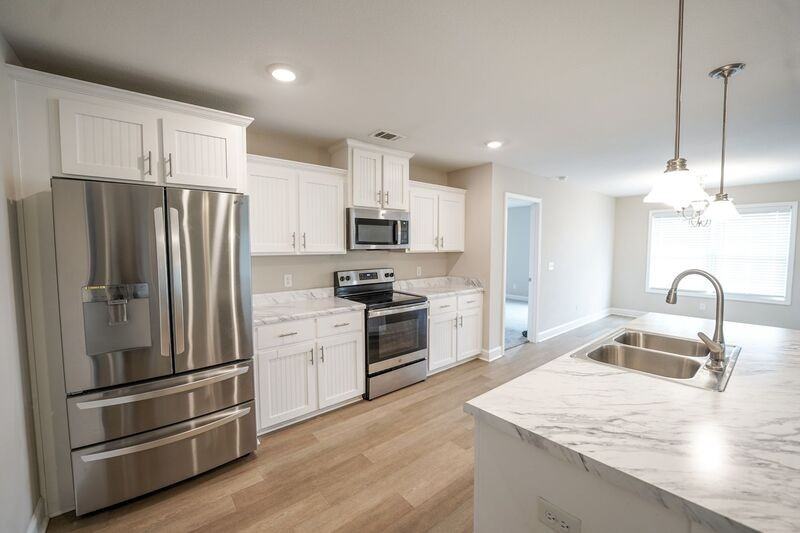 336 Tallulah Bnd - Photo 7 of 22