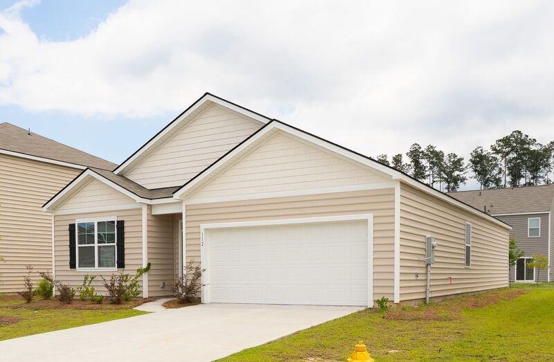 112 Windrush Pnes - Photo 5 of 39
