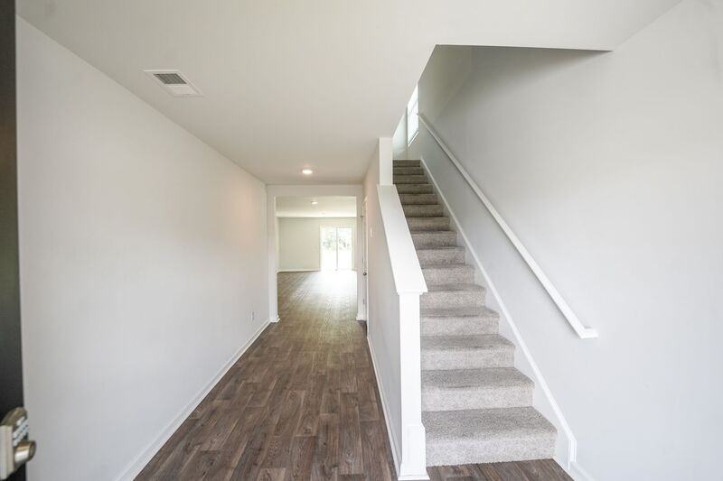 459 Coconut Dr - Photo 7 of 38