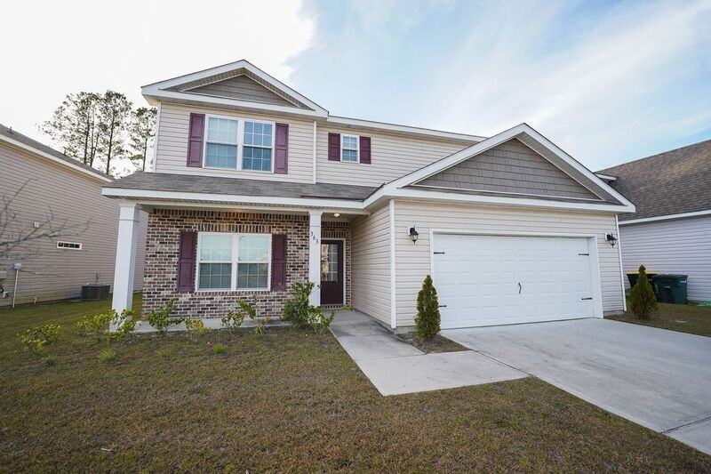 363 Coconut Dr - Photo 4 of 40