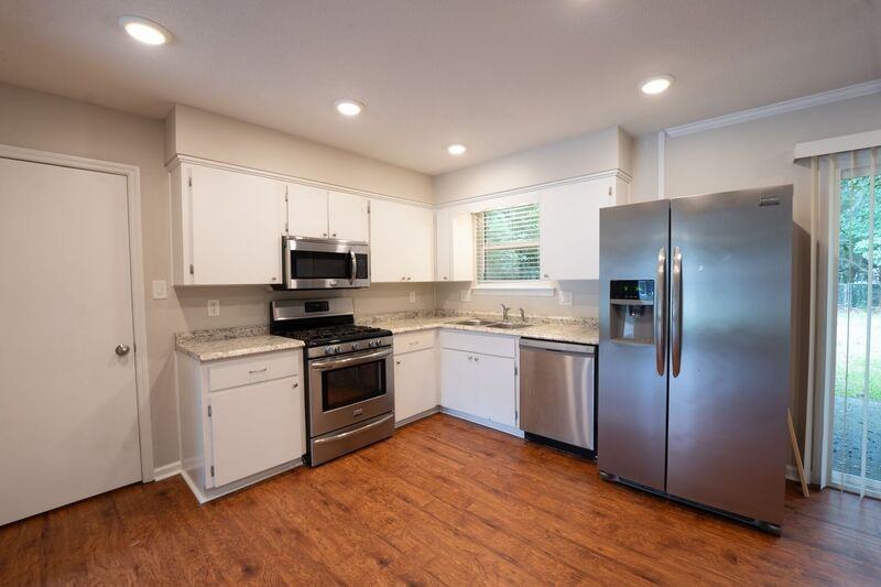 35 Sandpiper Rd - Photo 7 of 27