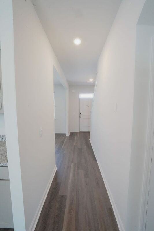 108 Windrush Pnes - Photo 5 of 50