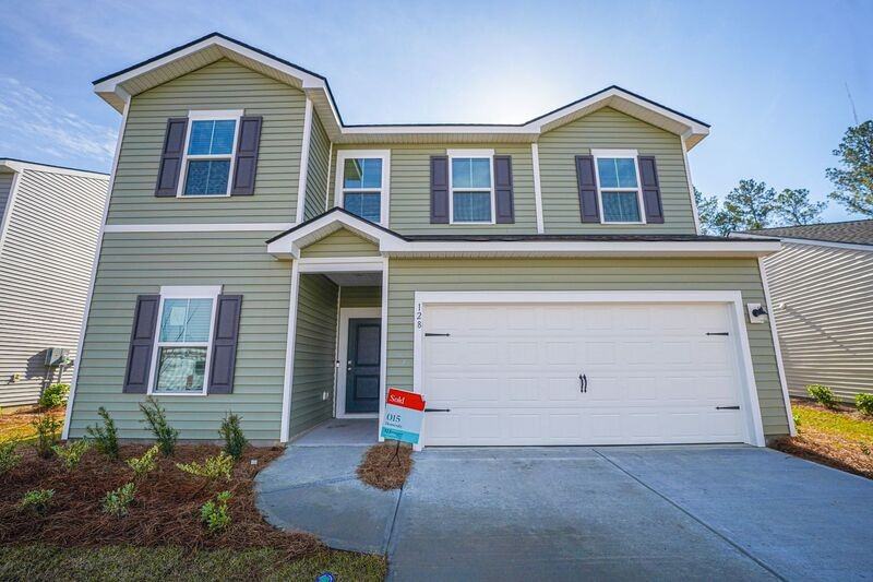 128 Kingswood Cir - Photo 3 of 44