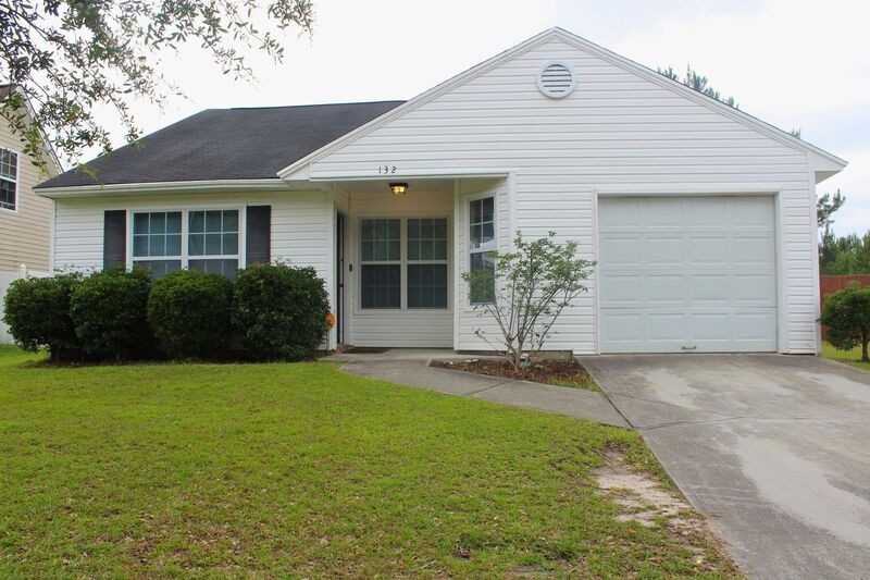 132 Bluelake Blvd - Photo 4 of 41