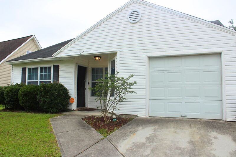 132 Bluelake Blvd - Photo 5 of 41