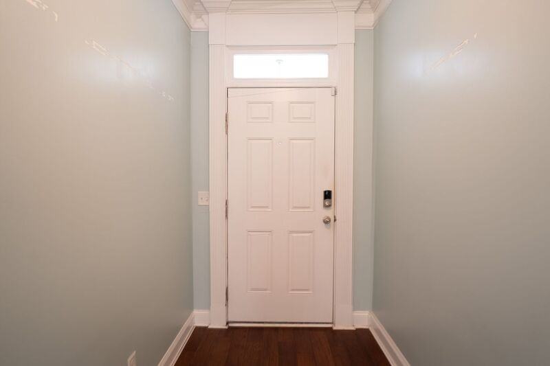 117 Laguna Way - Photo 7 of 44