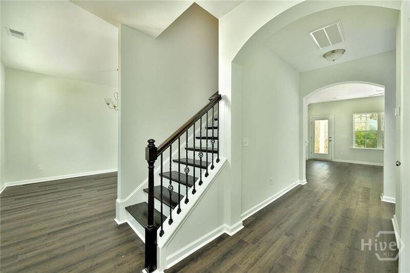 293 Mccrady Dr - Photo 6 of 31