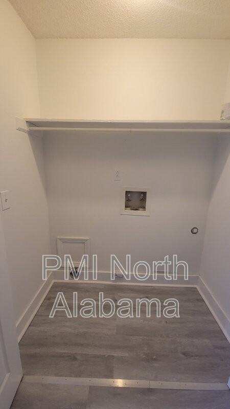 1502 Barrington Rd Nw #A - Photo 7 of 18