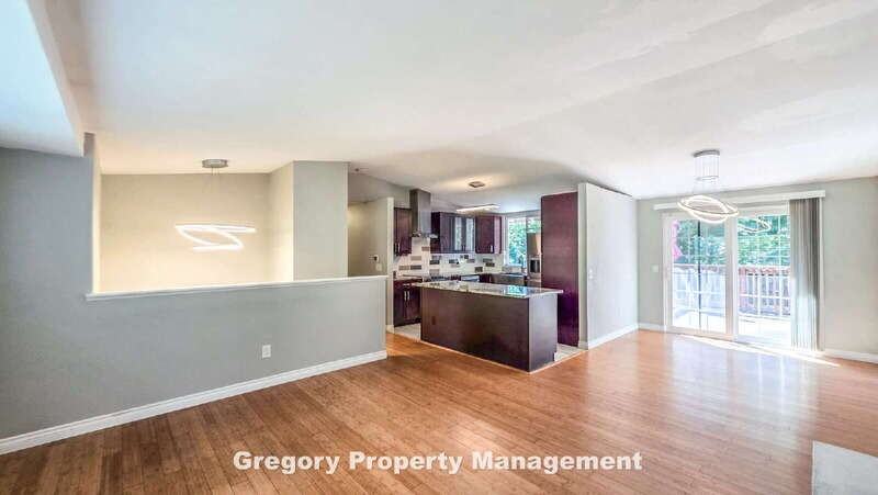 17606 Brook Blvd - Photo 4 of 31