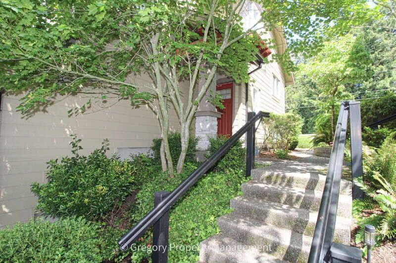 13824 N Creek Dr #802 - Photo 3 of 33