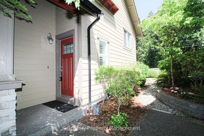 13824 N Creek Dr #802 - Photo 4 of 33
